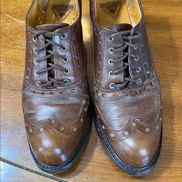 Fluevog Lois heeled oxfords. - Picture 4 of 8